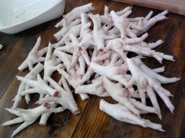 Frozen chicken feet/paws - Image 5